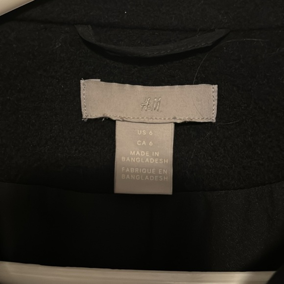 Black dress coat - Picture 2 of 4